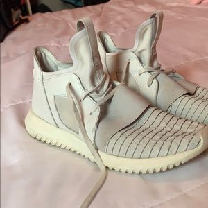 Adidas Tubular shoes